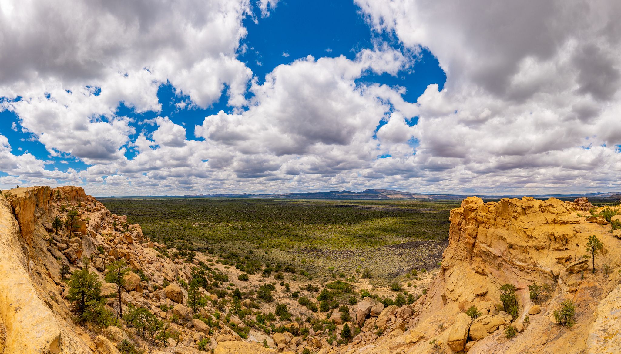 Sandstone Bluffs Overlook