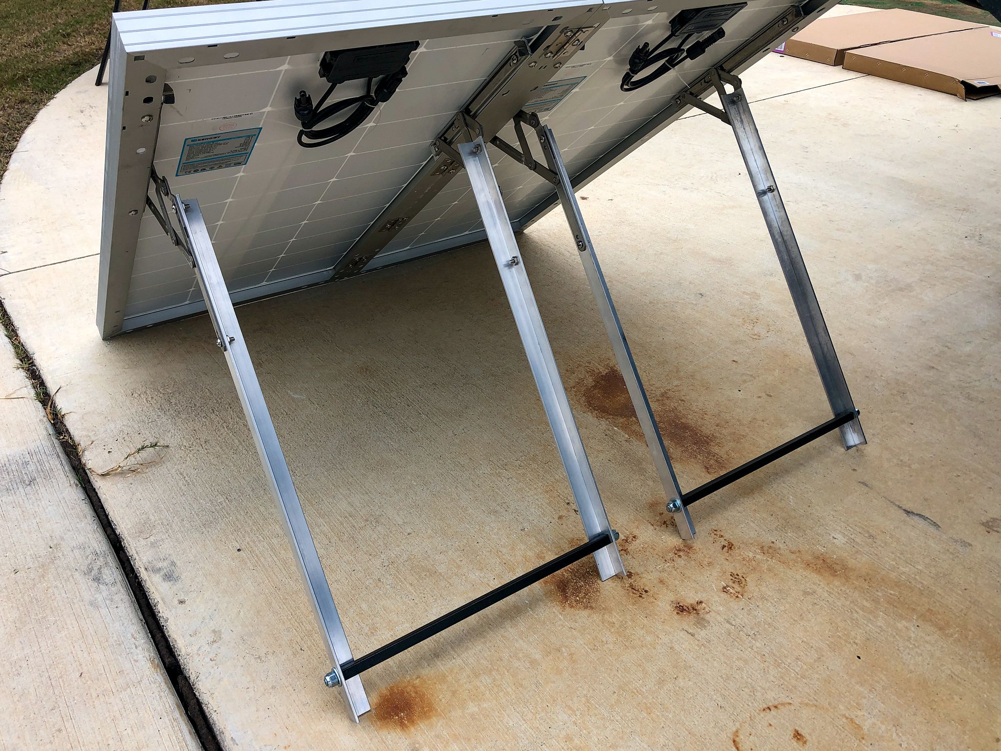 DIY Portable Solar Panel Stand