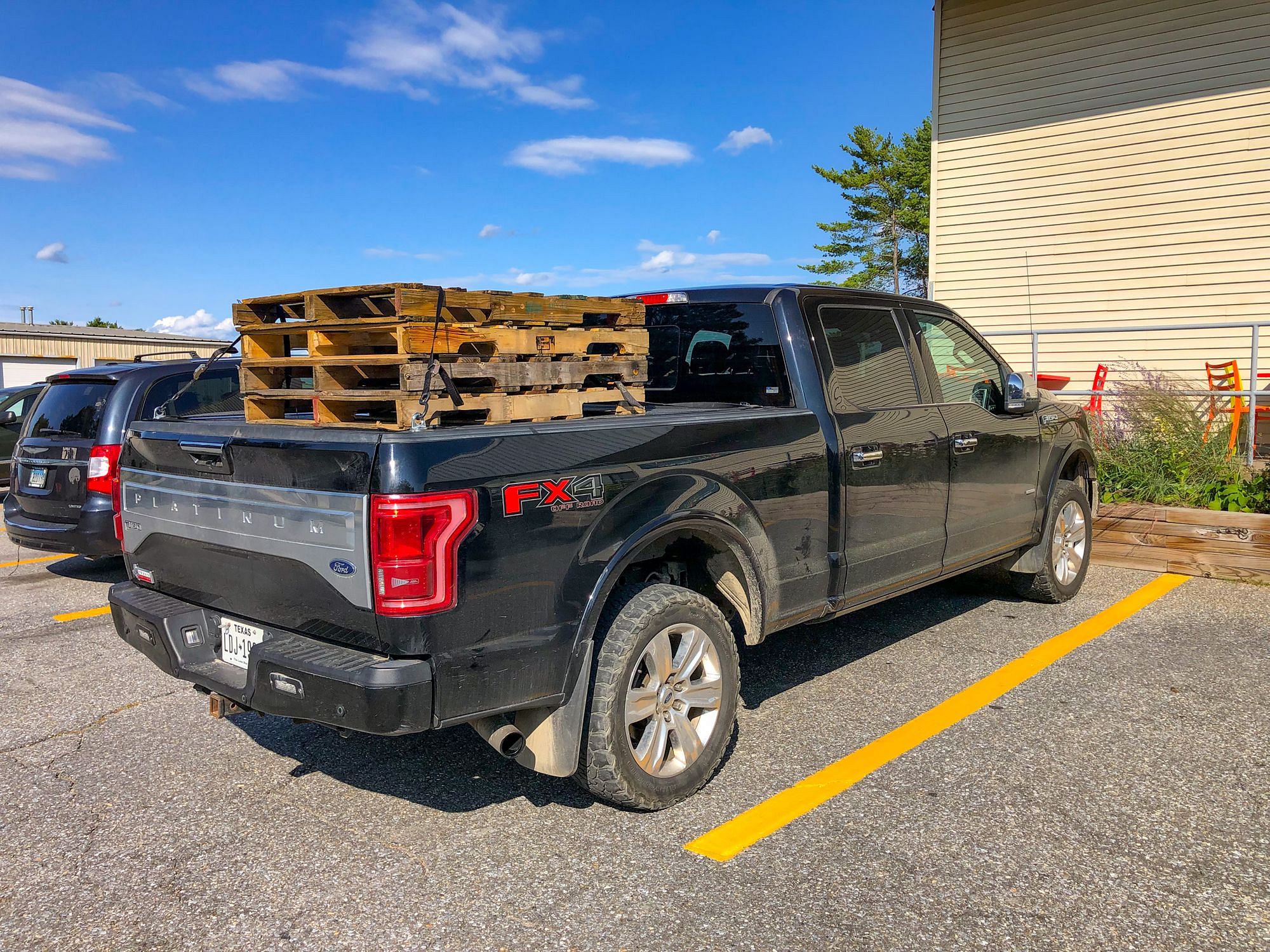 Free Pallets