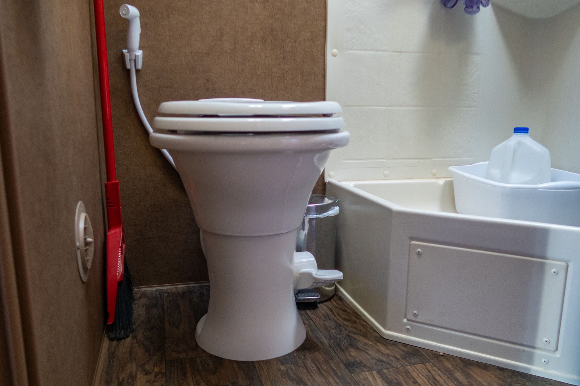 Dometic 310 Toilet