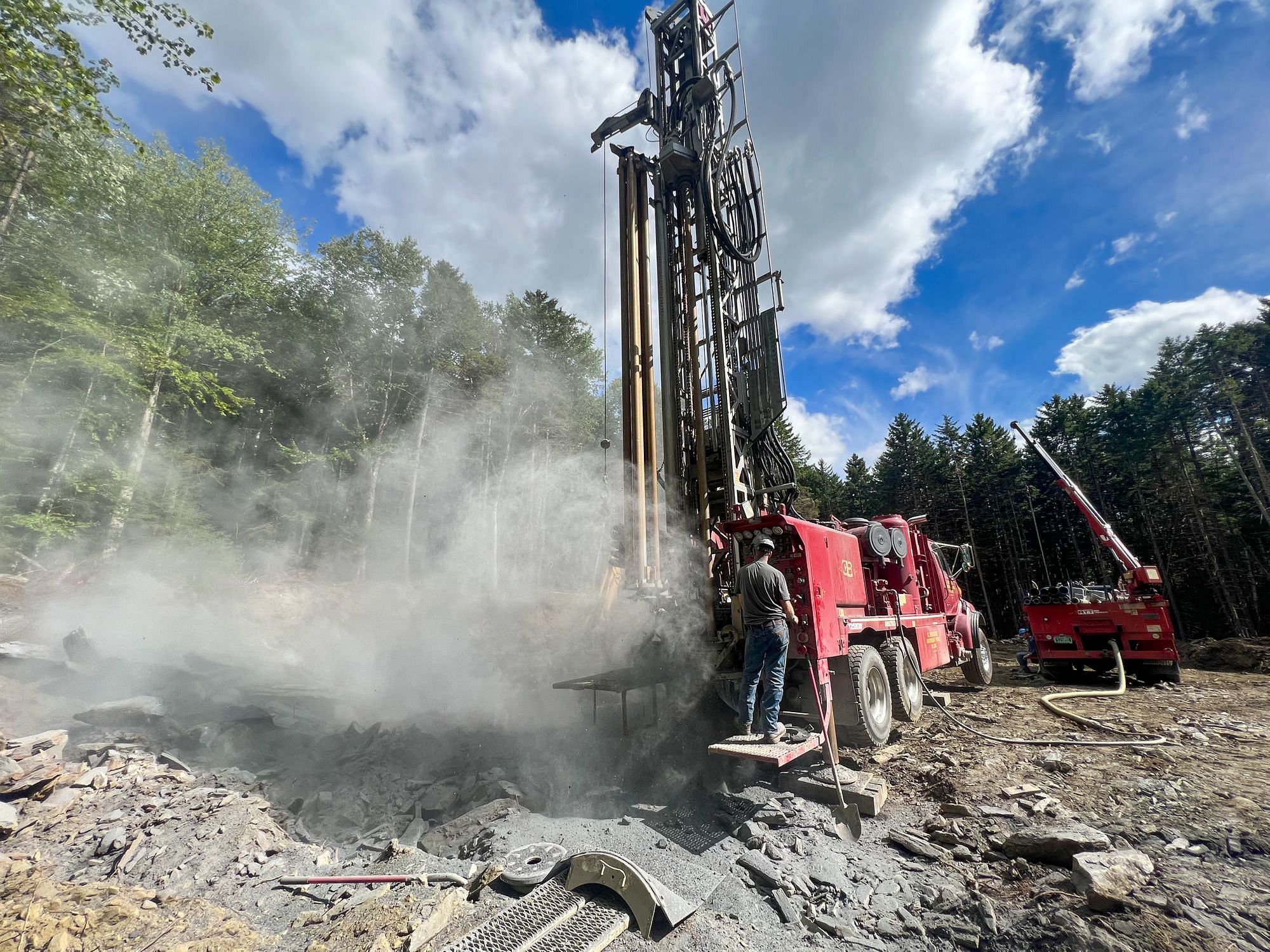 Well Drilling Truck