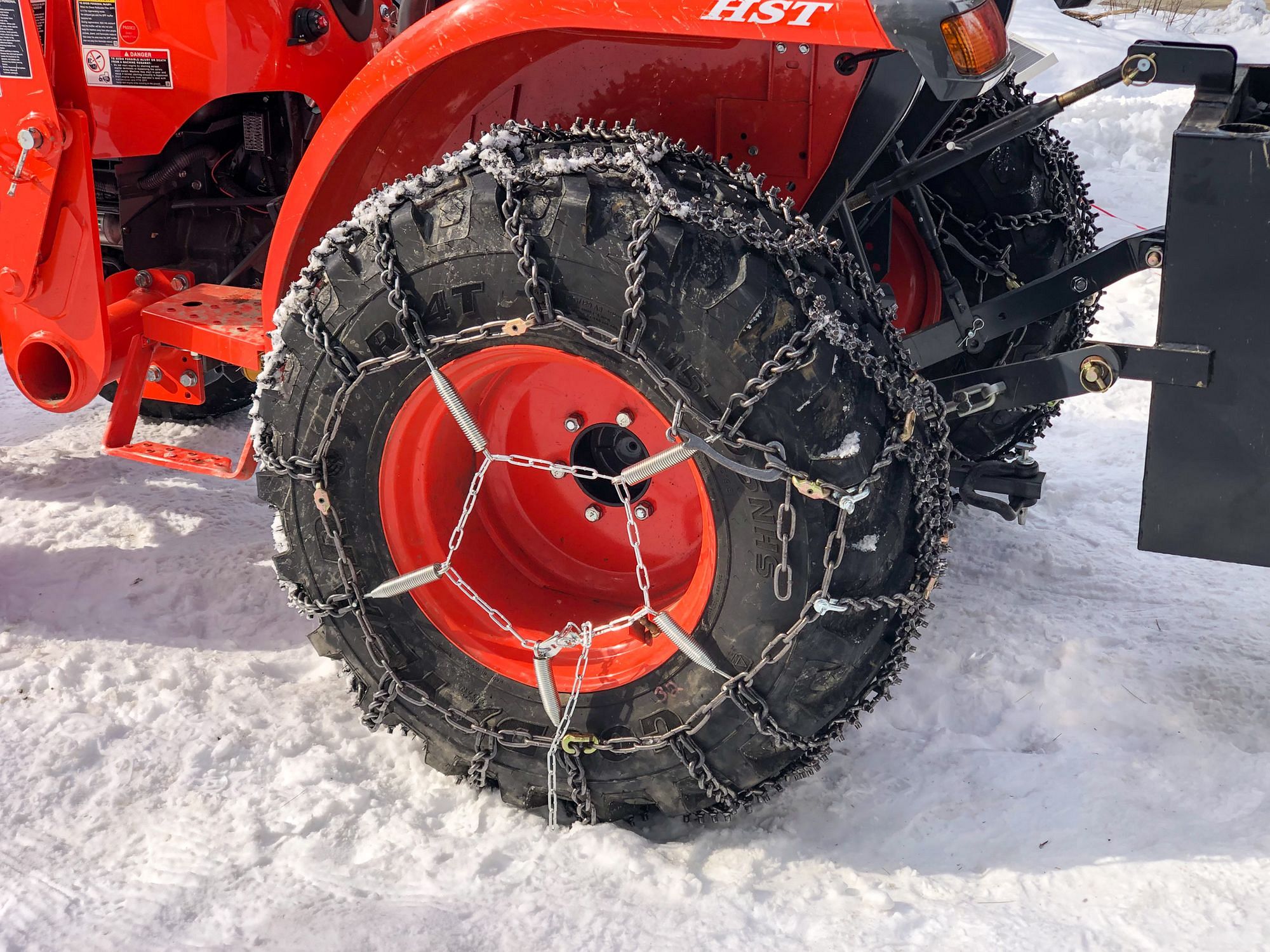 Kubota L3901 Snow Tire Chains