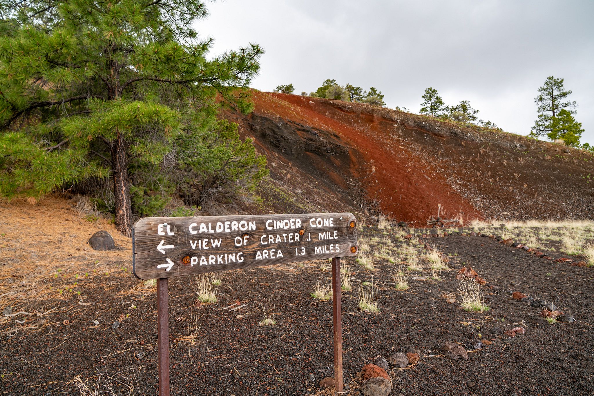 El Calderon Trail Sign