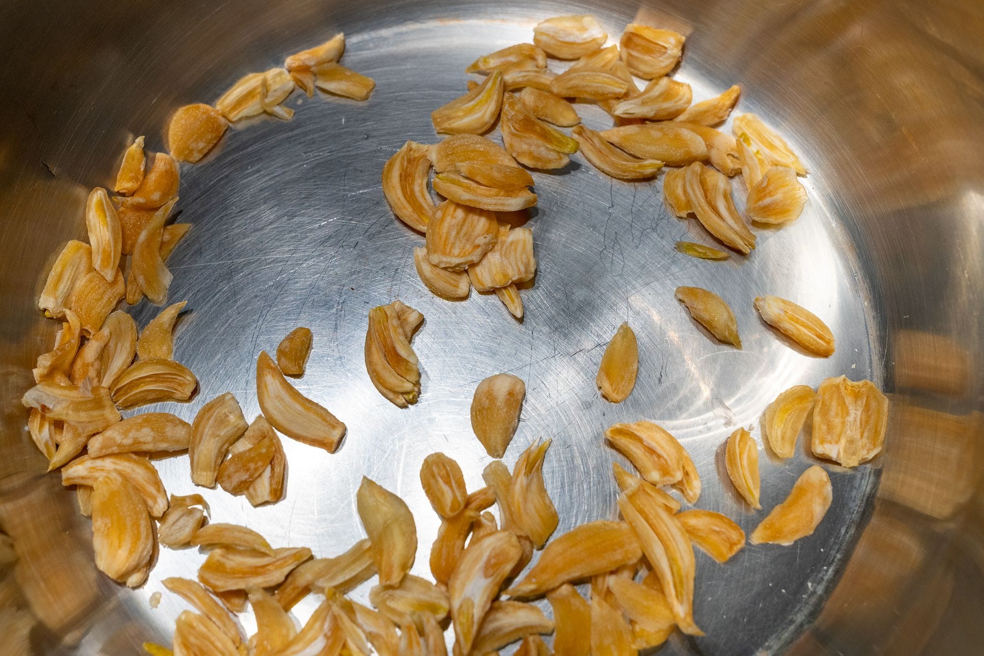 Dehydrating Garlic