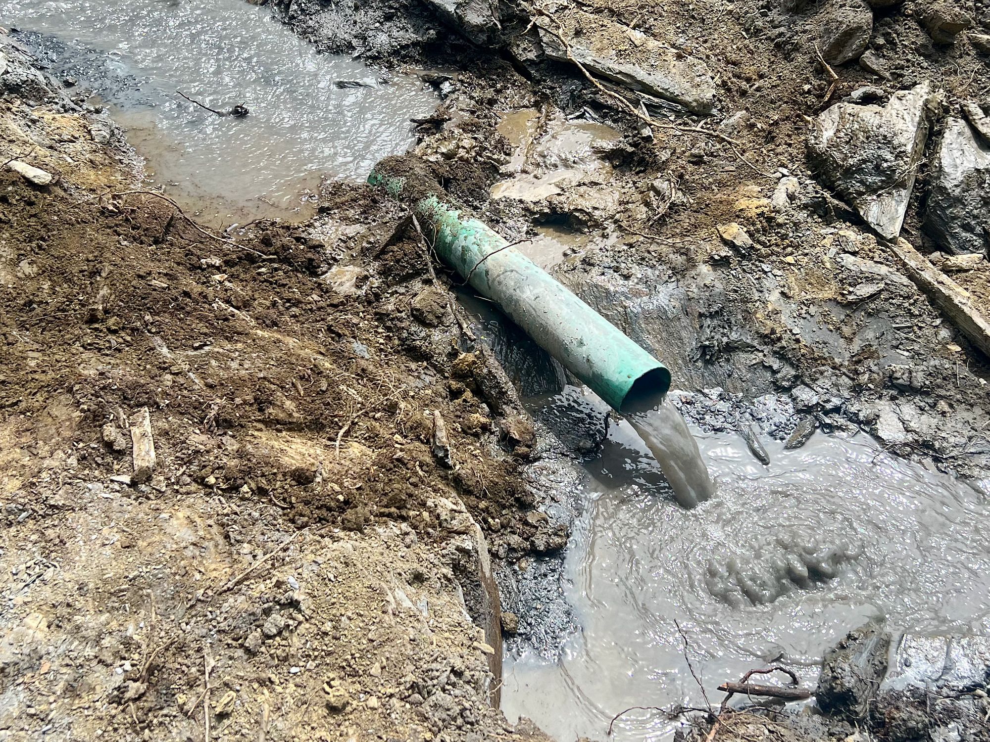Well Drilling Water Flow