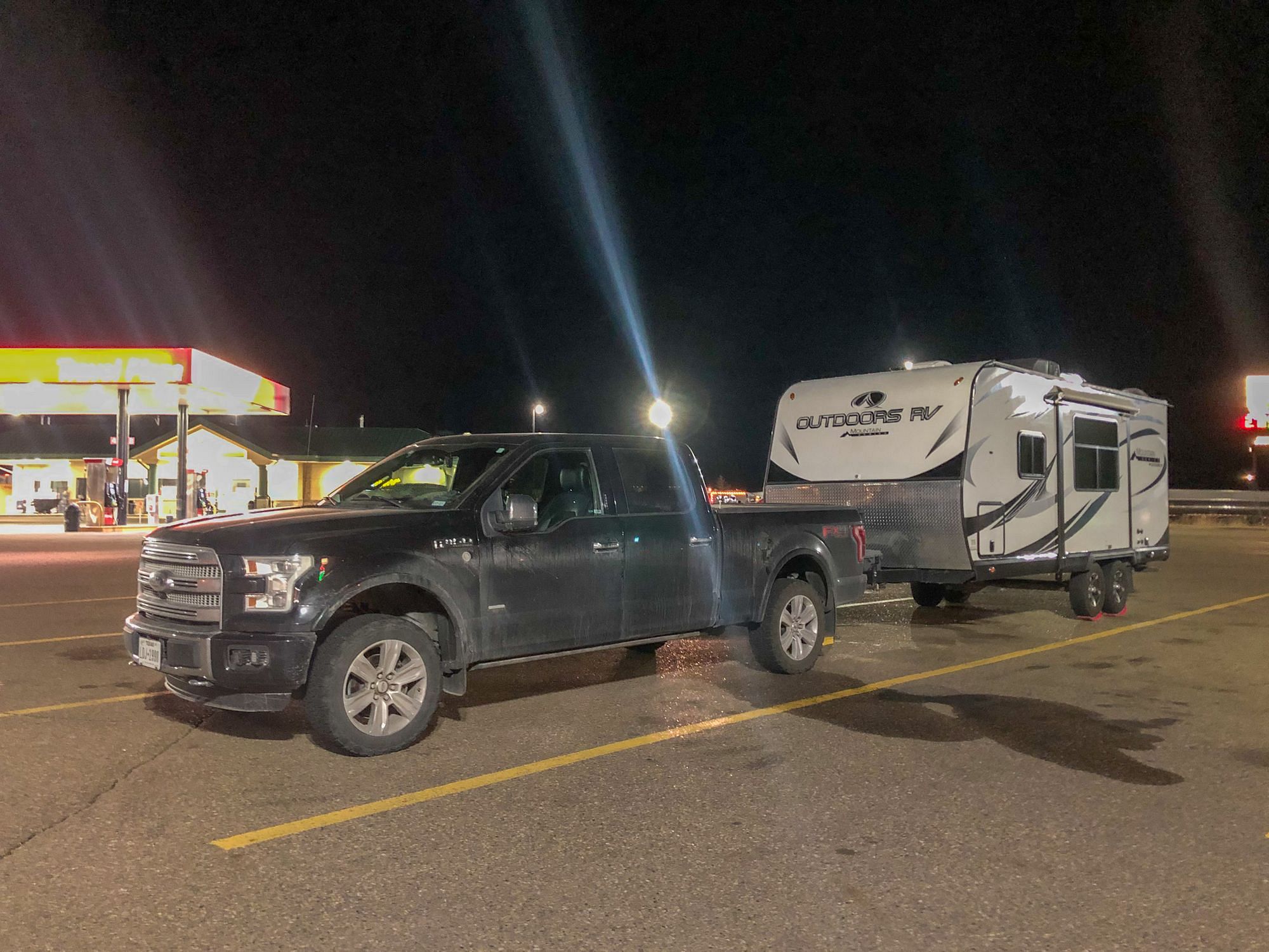 RV Parking at Travel Plazas