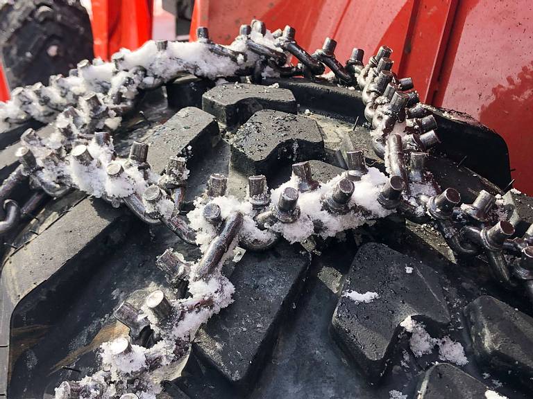 Studded Snow Chains Kubota Tractor