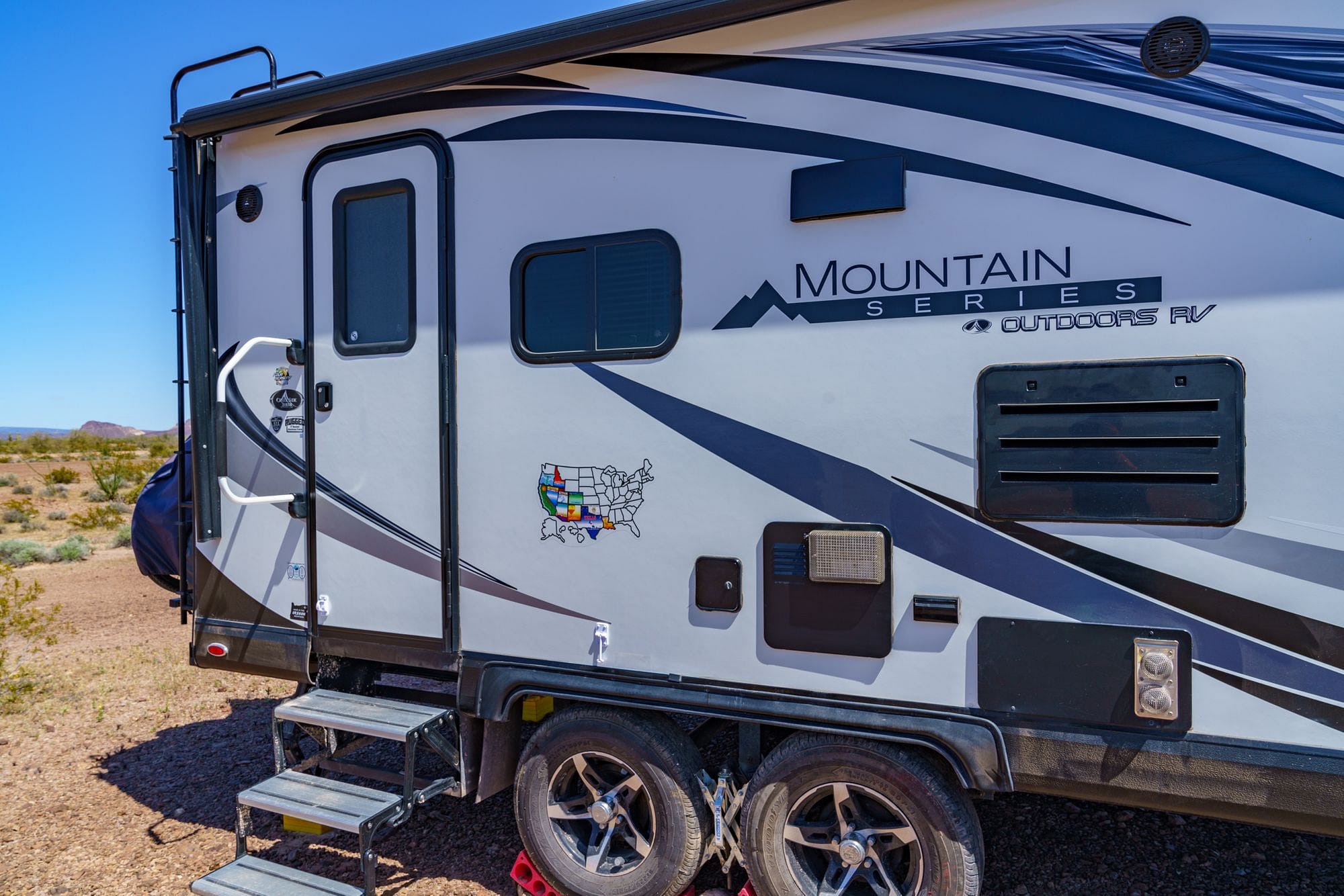RV Door Holder