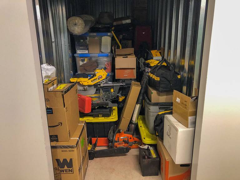 Storage Unit Packing