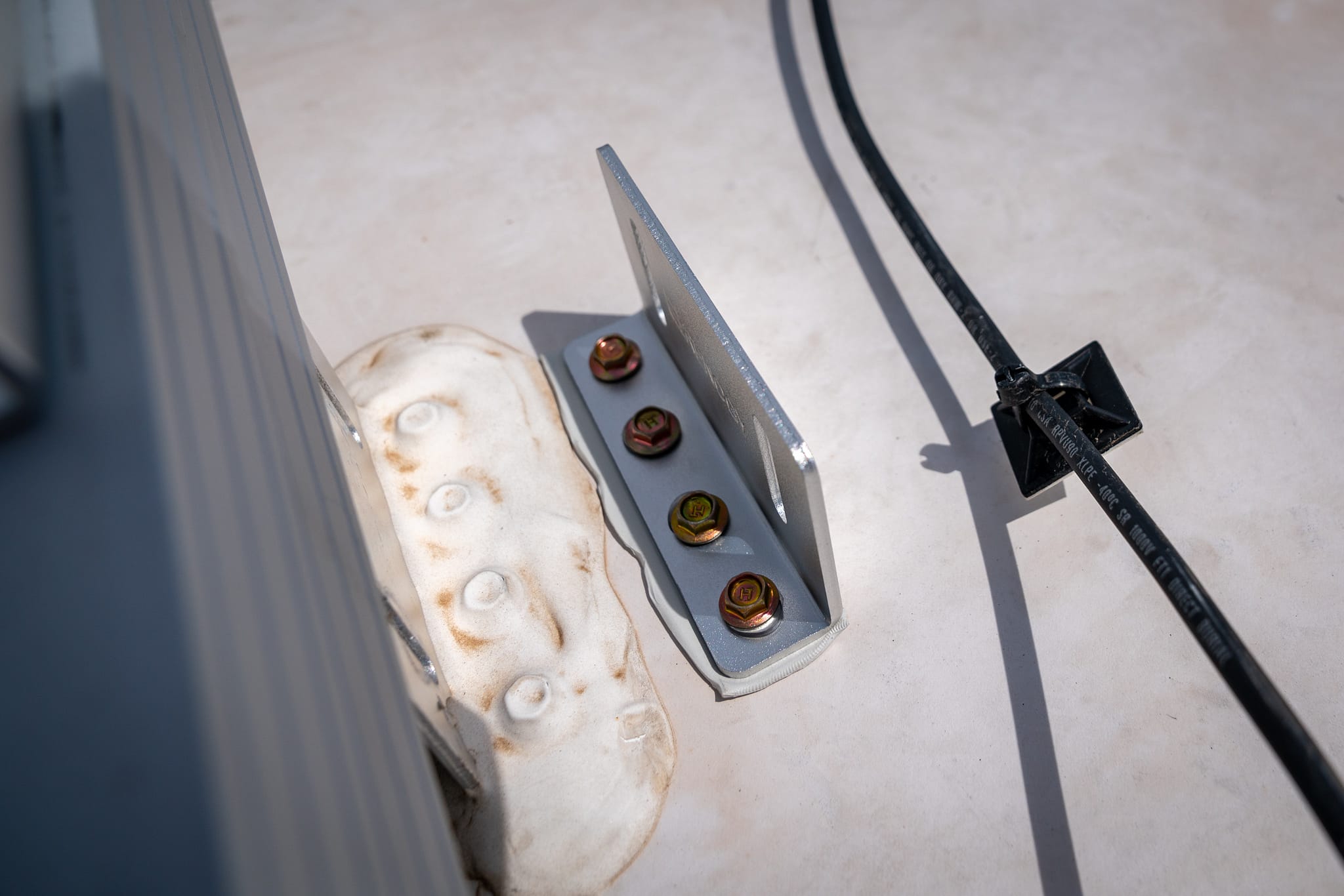Renogy Curved Z-Brackets